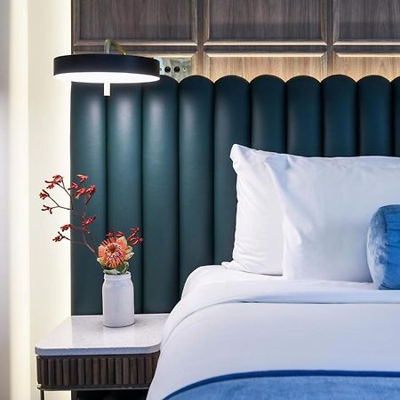 谭沃思发电厂利吉斯酒店 塔姆沃思 外观 照片 A bedroom at the hotel