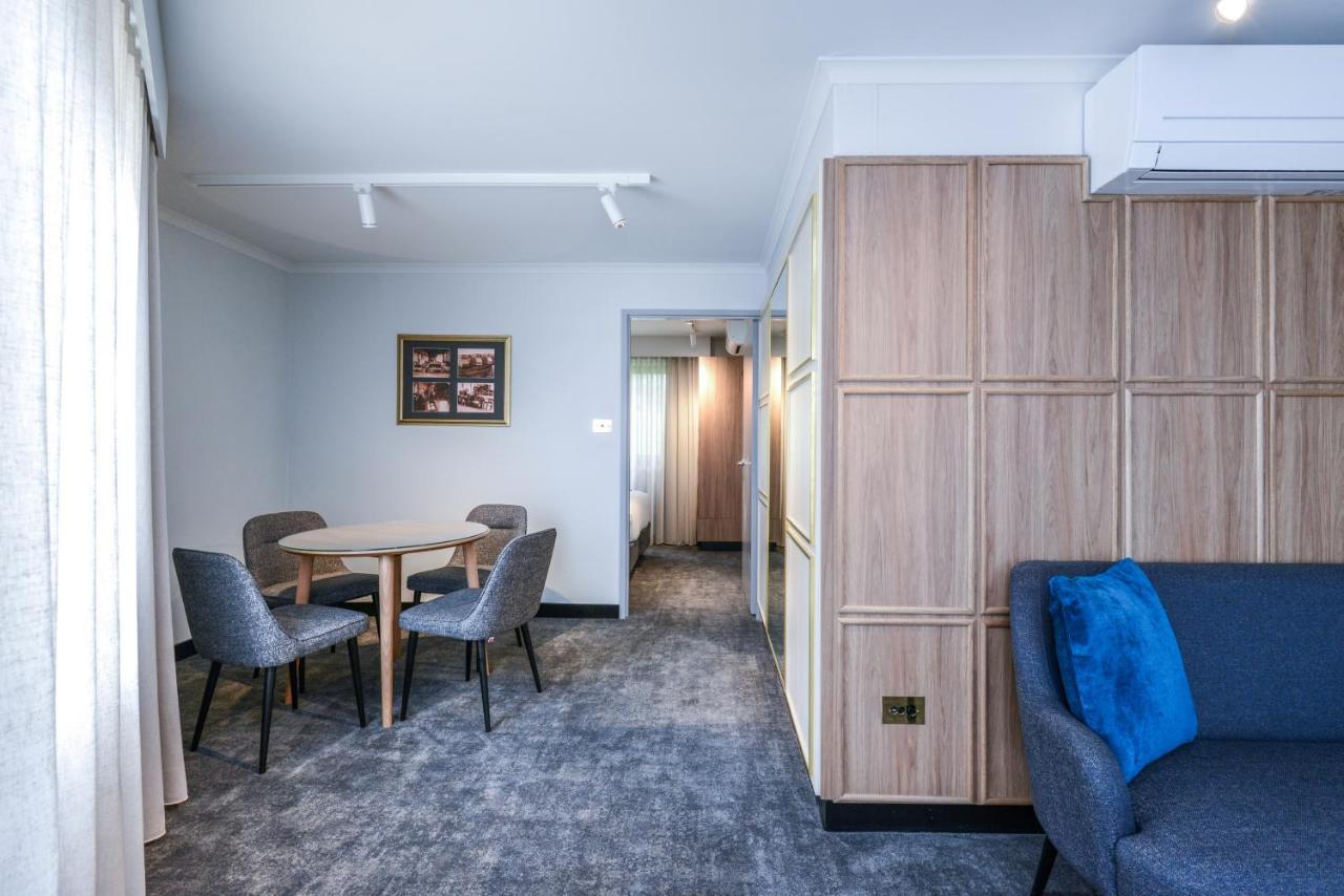 谭沃思发电厂利吉斯酒店 塔姆沃思 外观 照片 A suite at the hotel